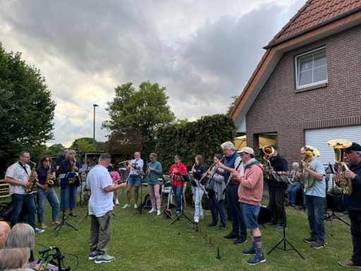 Musizieren und grillen zur Sommerpause